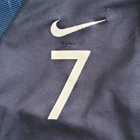 Nike Dri Fit Paris St-Germain France Soccer Jersey - Griezmann #7 - Youth 24 - Picture 6 of 8